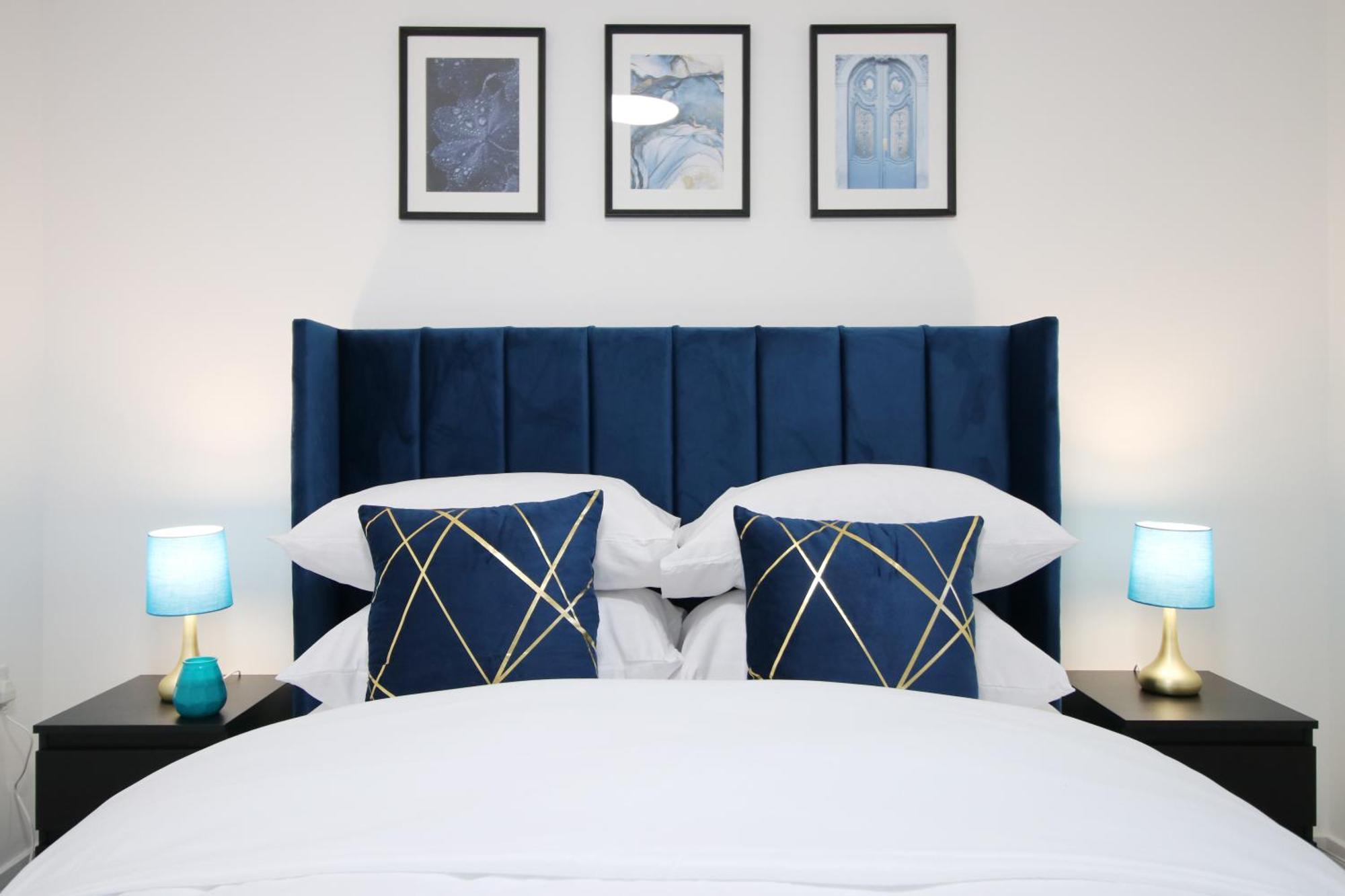 New Cardiff Bloc Exclusive Apartments By Prime Stays - Shops And Parking - Great For Groups And Families מראה חיצוני תמונה