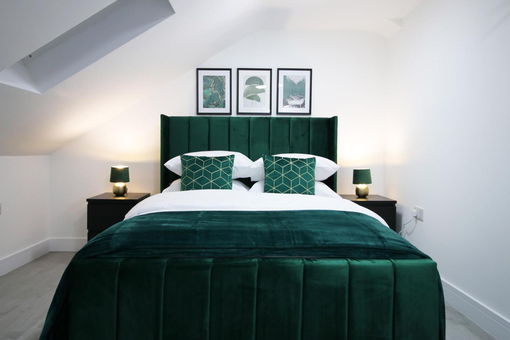 New Cardiff Bloc Exclusive Apartments By Prime Stays - Shops And Parking - Great For Groups And Families מראה חיצוני תמונה